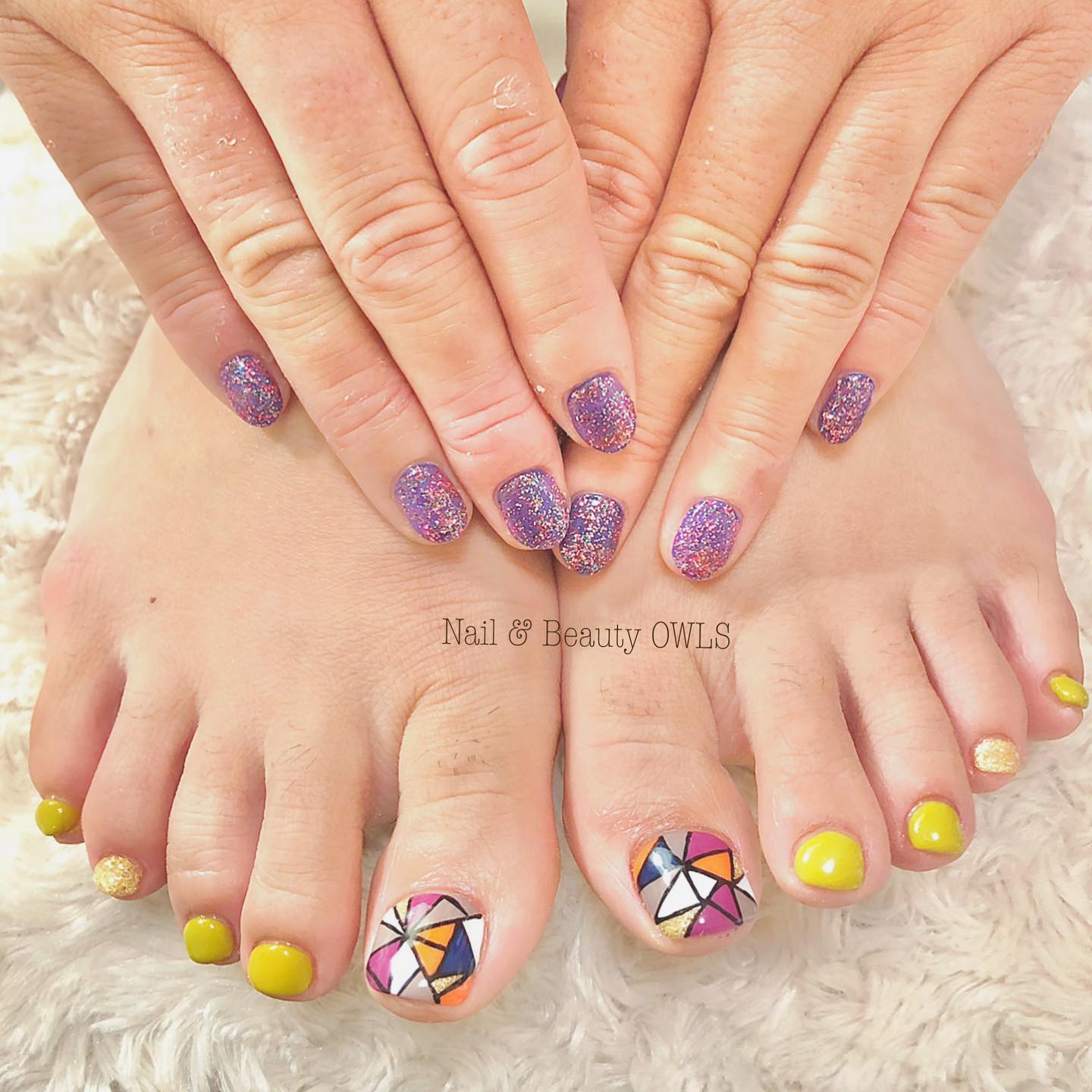 #カラフルネイル,#個性的ネイル,#個性派ネイル,#シンプルネイル,#ジオメトリックネイル,#ラメネイルのネイルデザイン