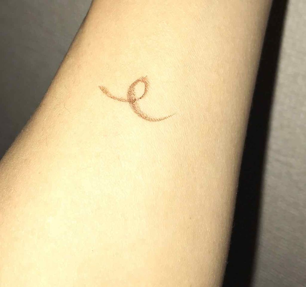 「密着アイライナー」しなやか筆リキッド/デジャヴュ/リキッドアイライナーを使ったクチコミ(2枚目)