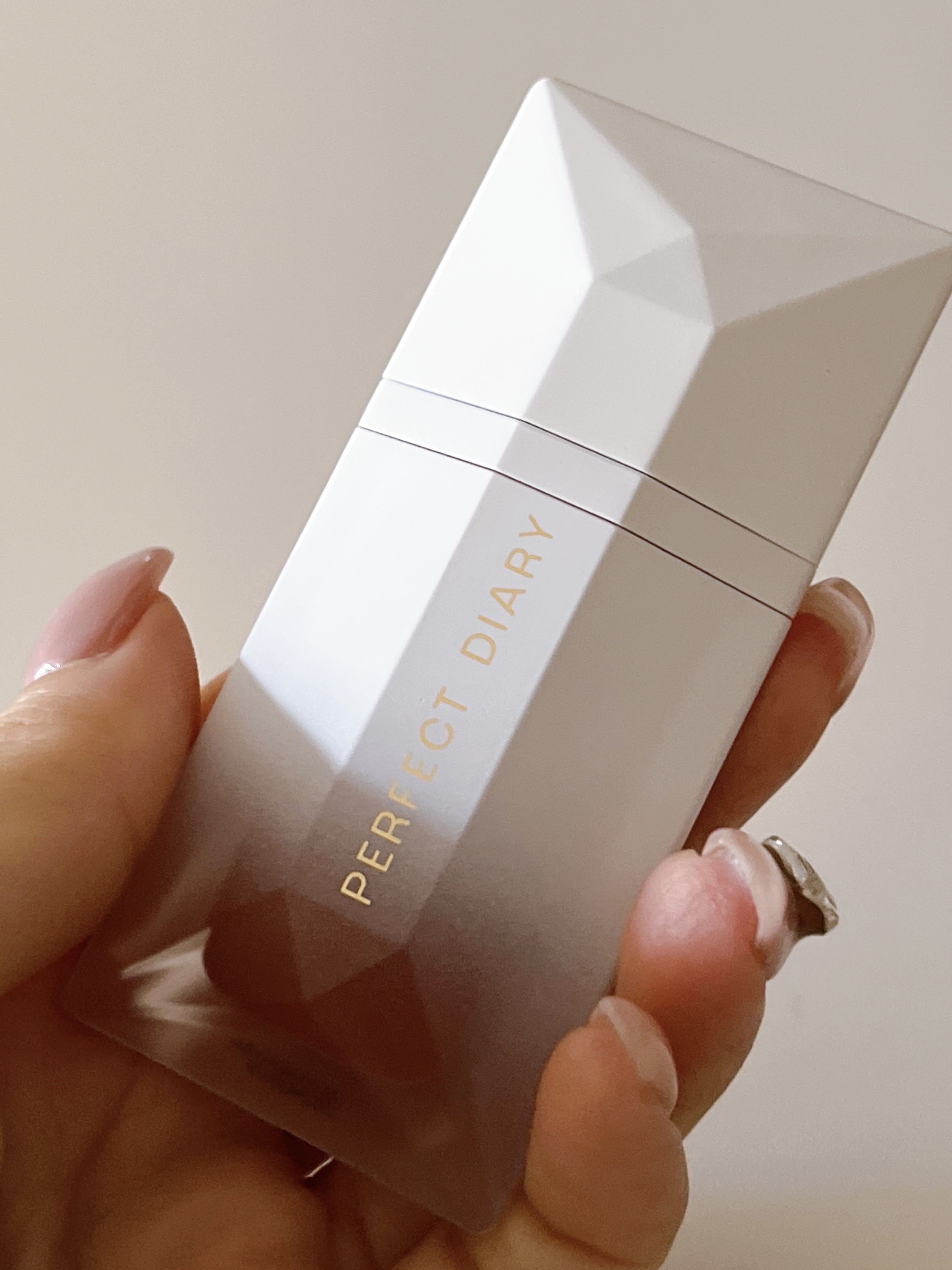 PERFECT DIARY (パーフェクトダイアリー) READ ME フローティングライト リップグロス/PERFECT DIARY/リップグロスを使ったクチコミ（2枚目）