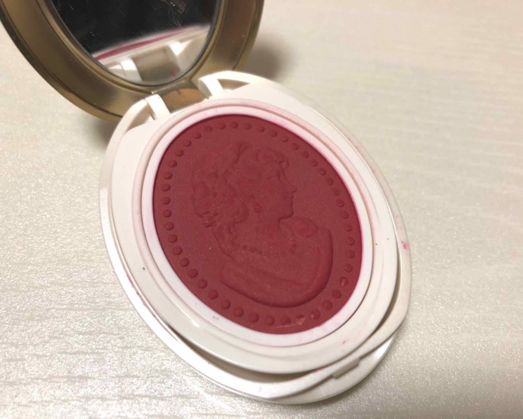 プレスト チークカラー/レ・メルヴェイユーズ ラデュレ/パウダーチークを使ったクチコミ（2枚目）