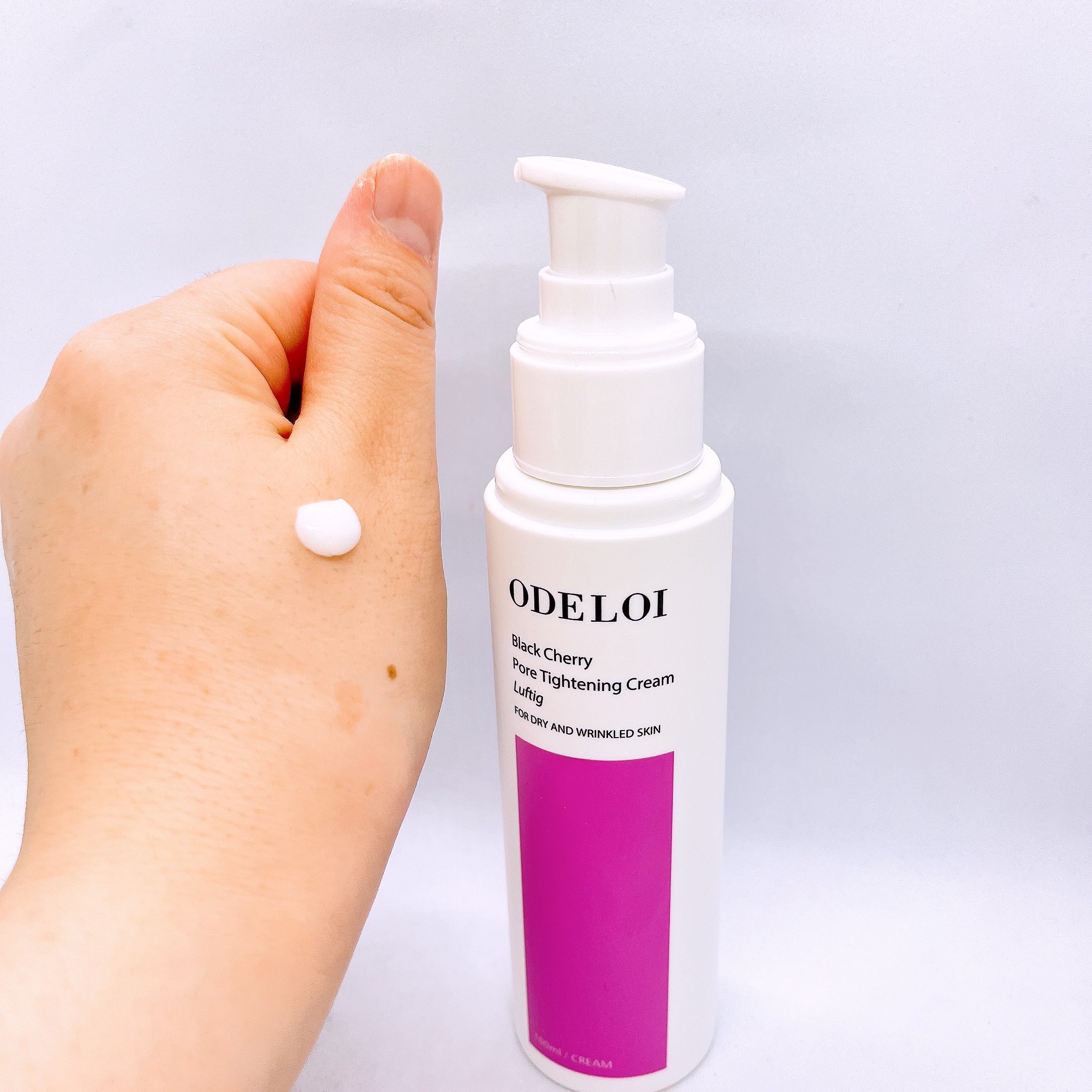 ブラックチェリー毛穴収縮クリーム　ルフティグ/ODELOI/フェイスクリームを使ったクチコミ（2枚目）