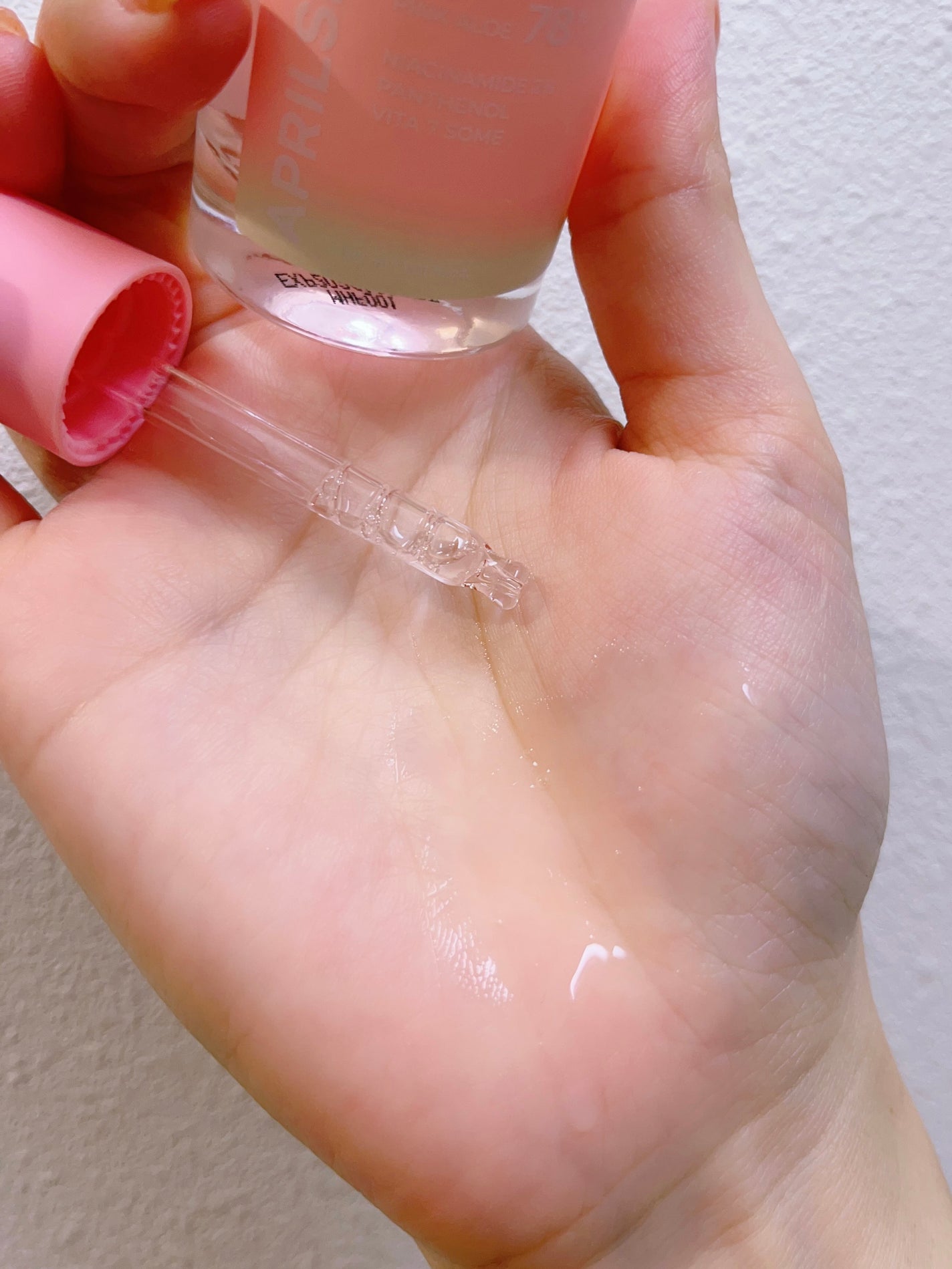 ピンクアロエムチンセラム/APRILSKIN/美容液を使ったクチコミ(2枚目)