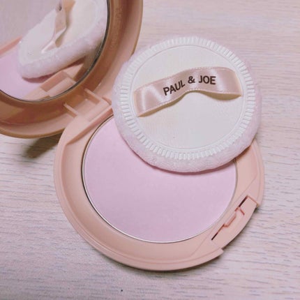 セッティング パウダー/PAUL & JOE BEAUTE/プレストパウダーを使ったクチコミ(2枚目)