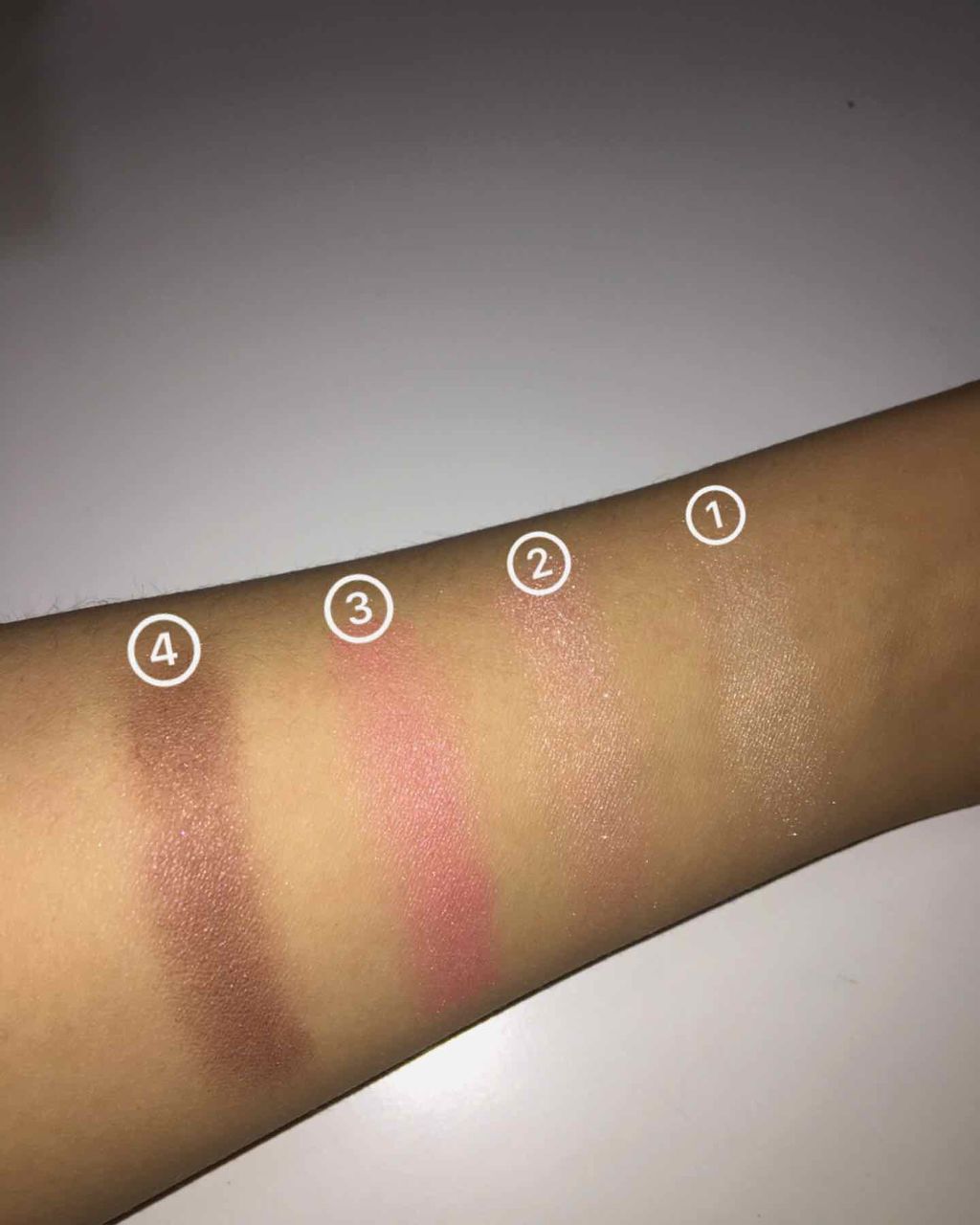 リアルクローズシャドウ/excel/アイシャドウパレットを使ったクチコミ（3枚目）