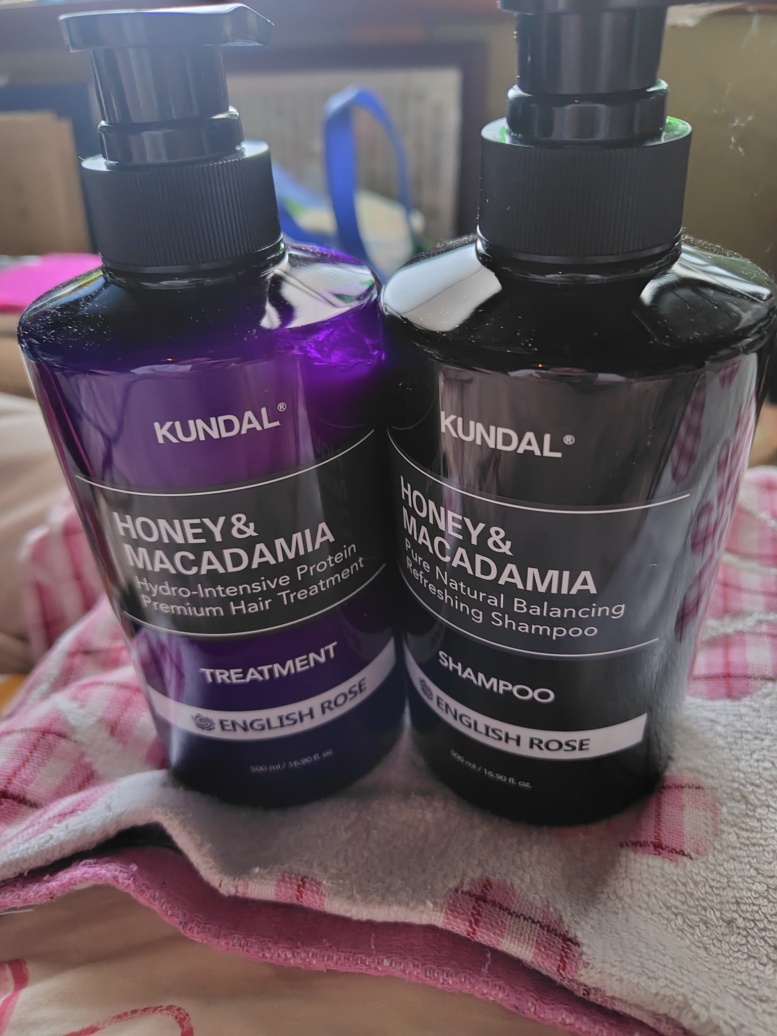 クンダル マカダミア ウルトラヘアセラム  イングリッシュローズ(English Rose)/KUNDAL/ヘアオイルを使ったクチコミ（1枚目）