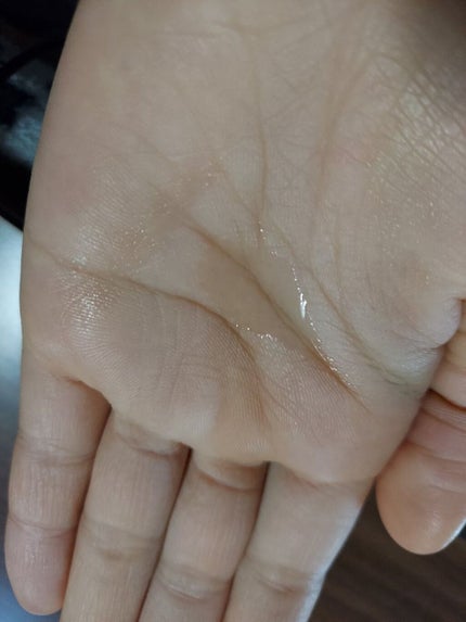 CCオイル/エッセンシャル/ヘアオイルを使ったクチコミ(3枚目)