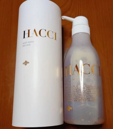 HACCI ボディウォッシュ ビーハグのクチコミ「HACCI 
ボディウォッシュ ビーハグ

ハチミツコスメ好きなのでHACCIのボディウォッシ.....」（1枚目）