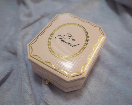 ダイヤモンドライト ハイライター ブラシ/Too Faced/メイクブラシを使ったクチコミ(4枚目)