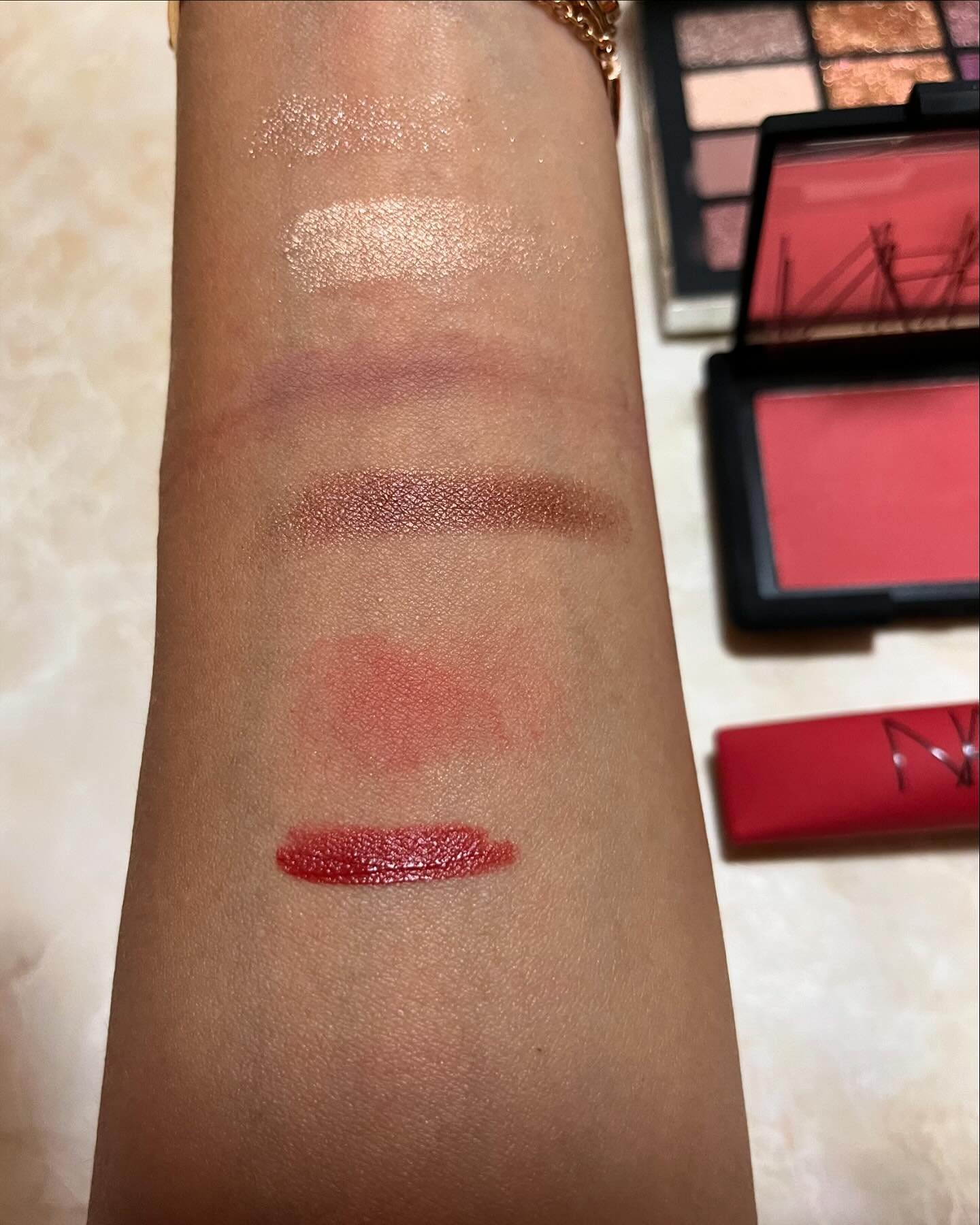 ブラッシュ 4035/NARS/パウダーチークを使ったクチコミ（3枚目）