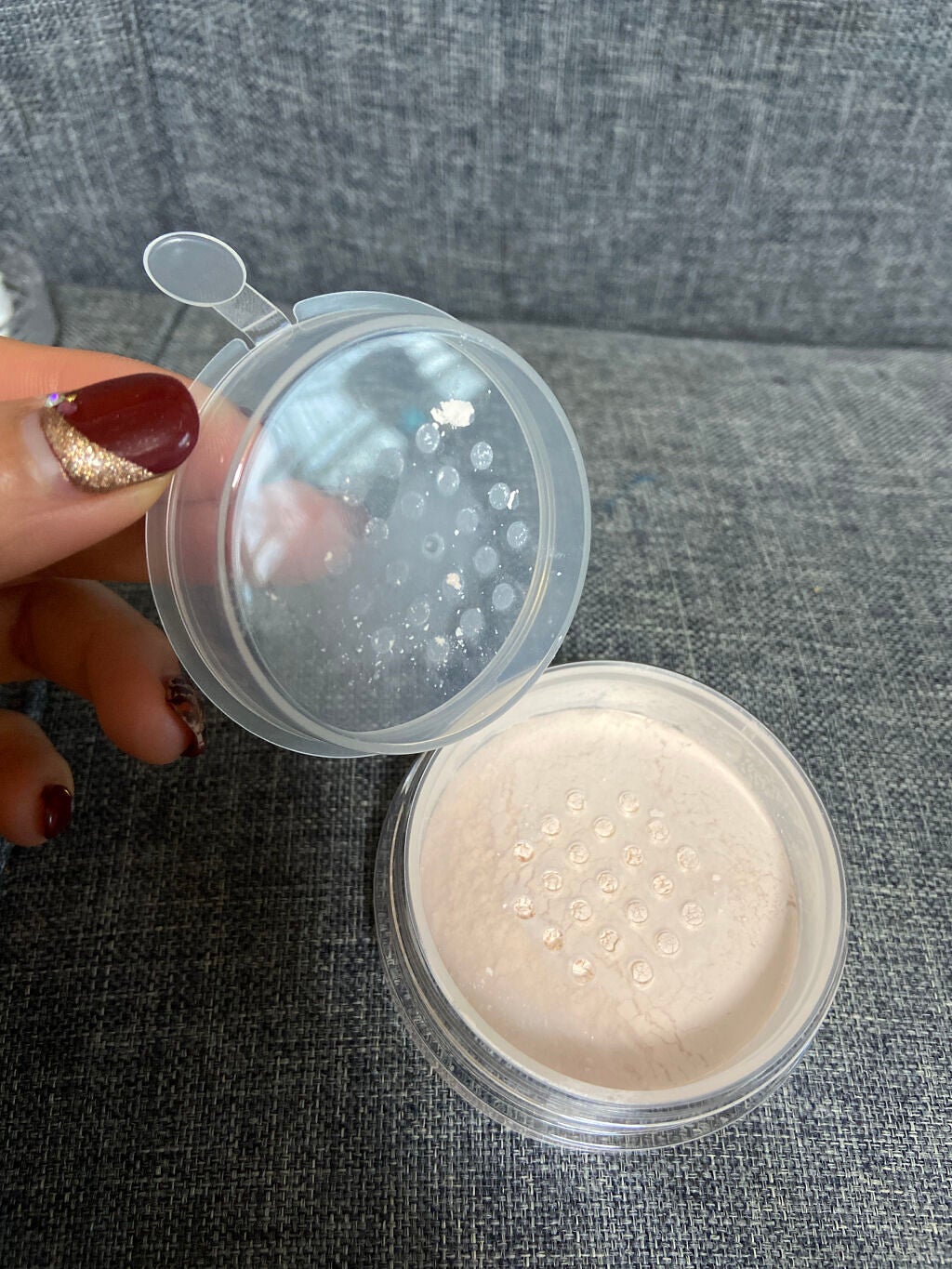 うるふわ仕上げパウダー/CEZANNE/ルースパウダーを使ったクチコミ(2枚目)