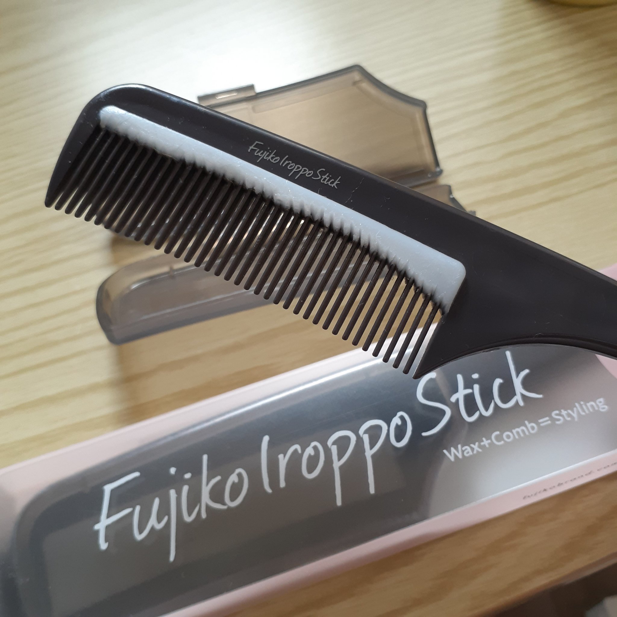 フジコ色っぽスティック/Fujiko/ヘアコームを使ったクチコミ（2枚目）