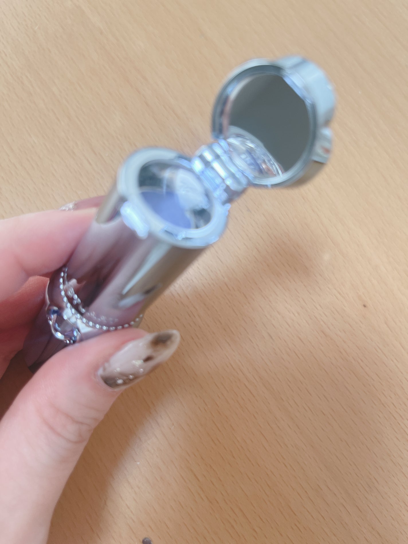 サムシングピュアブルー リップグロウ セラムバーム/JILL STUART/リップバームを使ったクチコミ(3枚目)