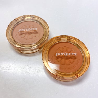 \PERIPERA ピュア ブラッシュド サンシャイン チーク/

22　CREAMY NUDE

23　YAKGWA BROWN

両ほほの上にピュアな陽射したっぷり

サンシャインチーク💛