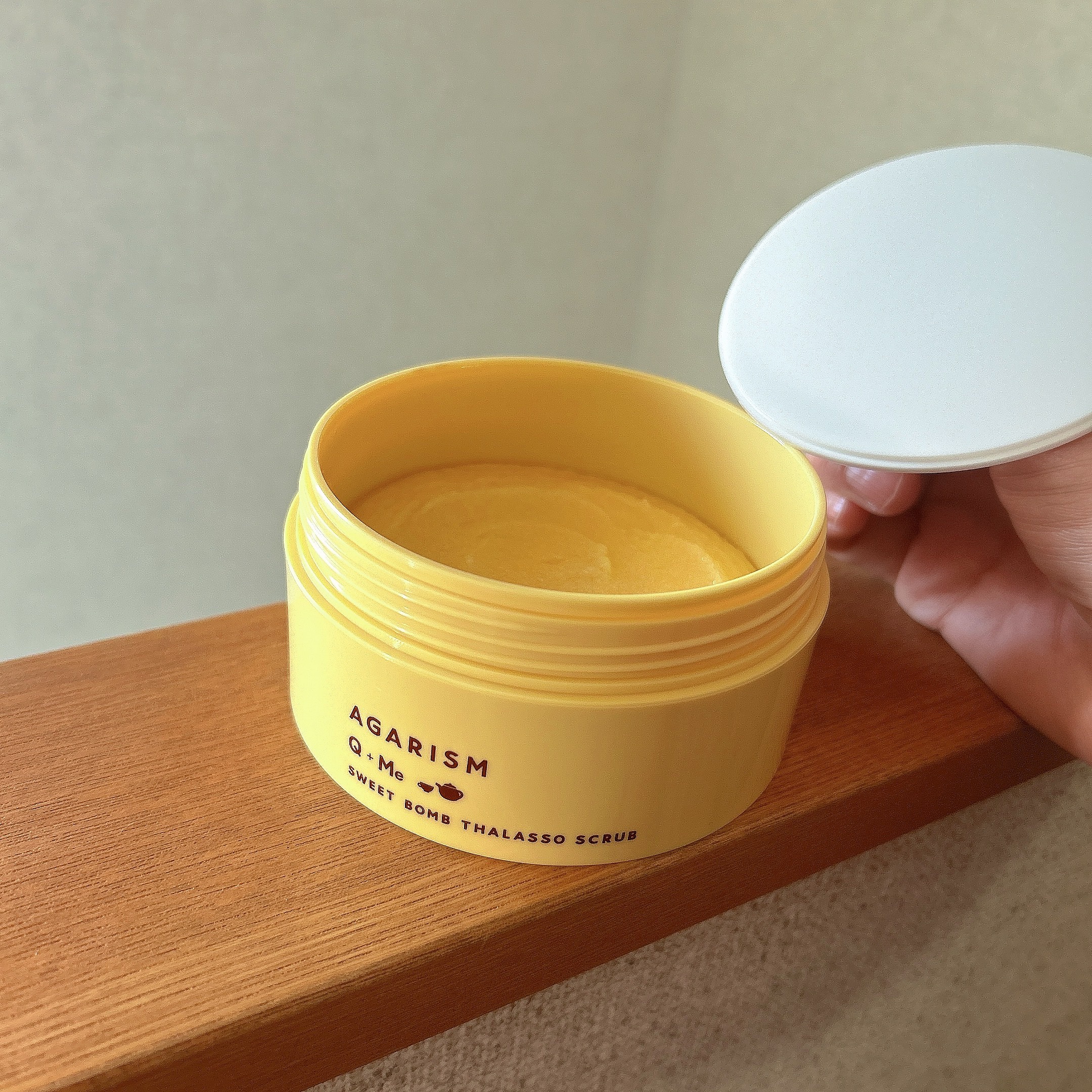 Q+Me スウィートボムタラソスクラブレモンティーの香り/AGARISM/バスト・ヒップケアを使ったクチコミ（2枚目）