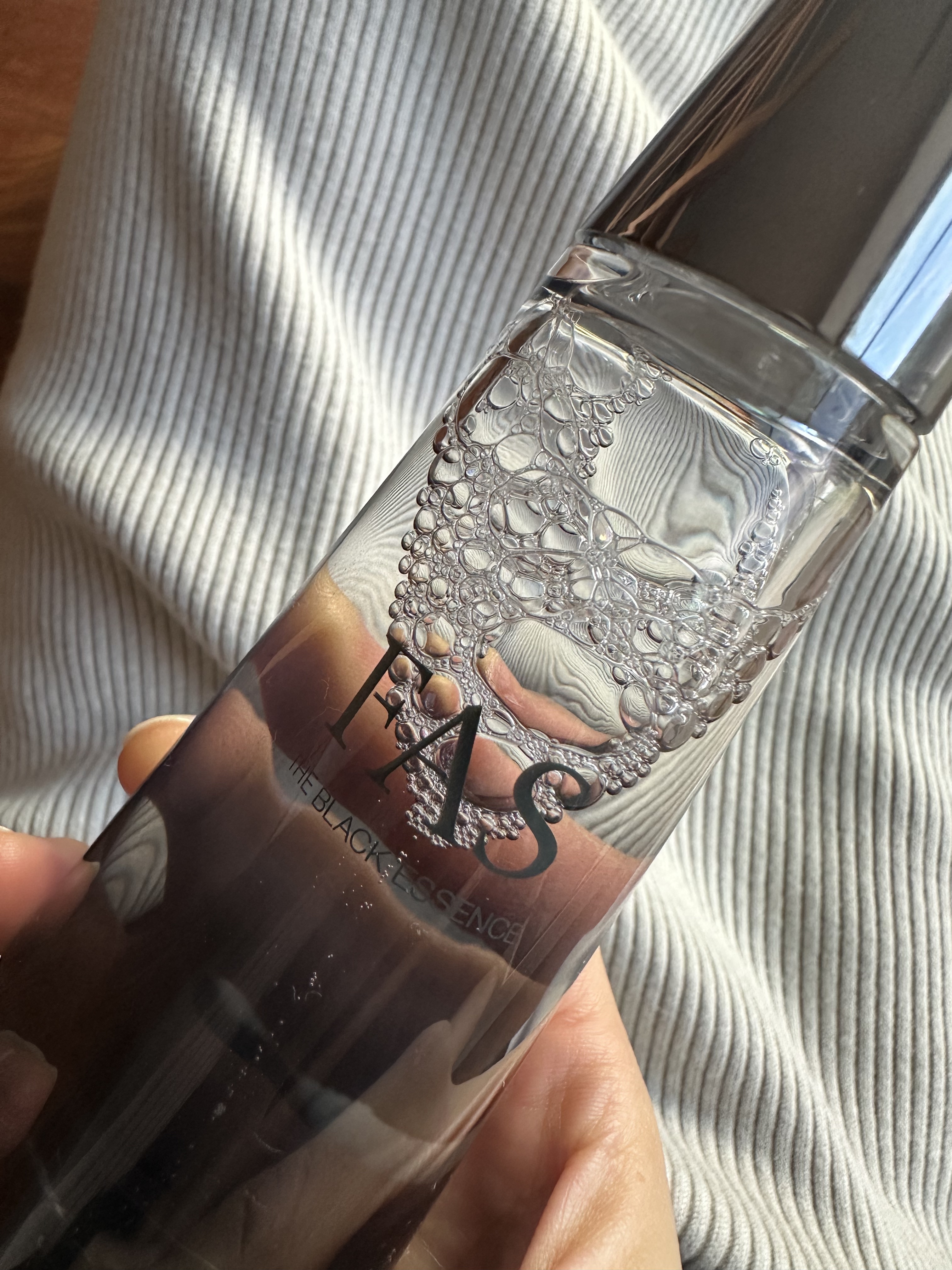 ザ ブラック エッセンス/FAS/化粧水を使ったクチコミ（2枚目）