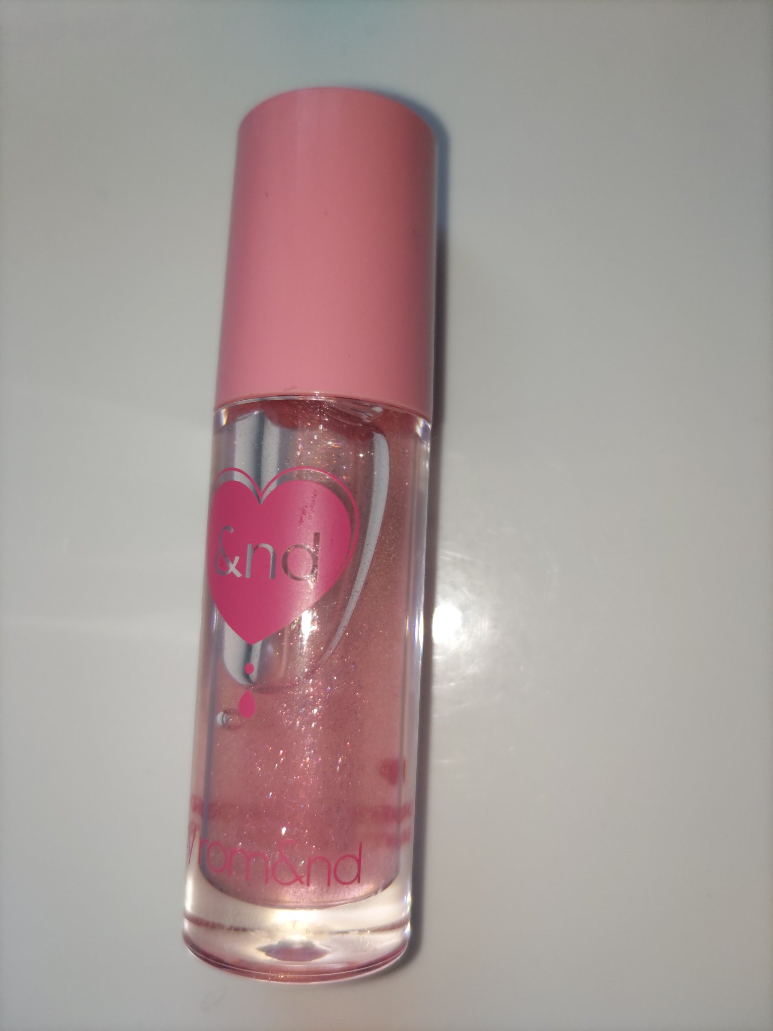 グラッシーコーティンググロス/&nd by rom&nd/リップグロスを使ったクチコミ（1枚目）