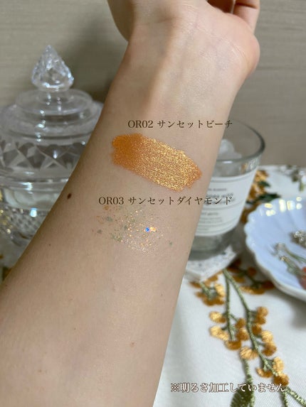 ダイヤモンドシリーズ 星空リキッドアイシャドウ OR 03 サンセットダイヤモンド/ZEESEA/リキッドアイシャドウを使ったクチコミ(2枚目)