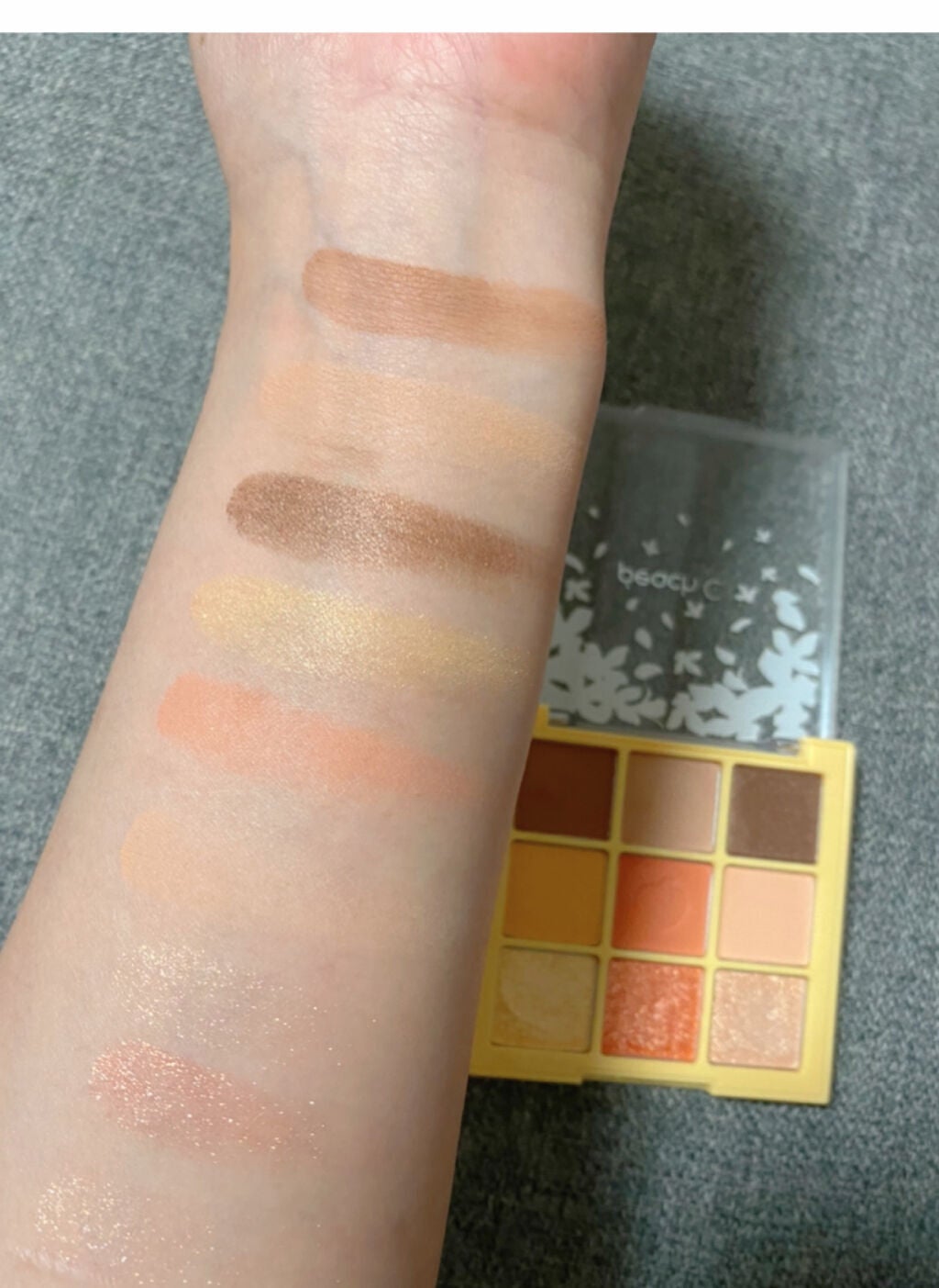 アイシャドウパレット ブロッサムエディション/Peach C/アイシャドウパレットを使ったクチコミ(2枚目)