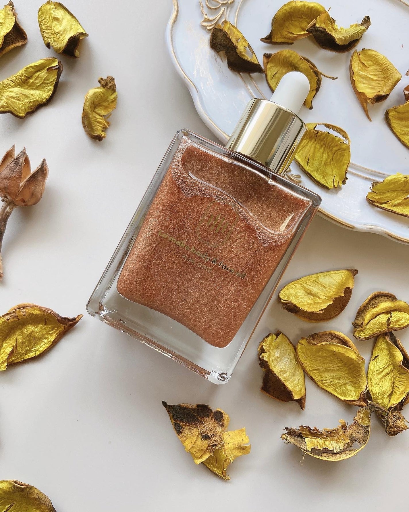 ラ・メイク ボディ&フェイスオイル/H×H/ボディオイルを使ったクチコミ(2枚目)