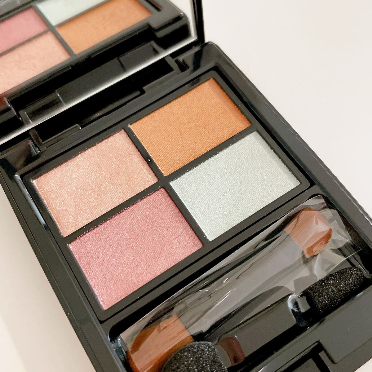 ミネラルクラッシィシャドー/エトヴォス/アイシャドウパレットを使ったクチコミ(1枚目)