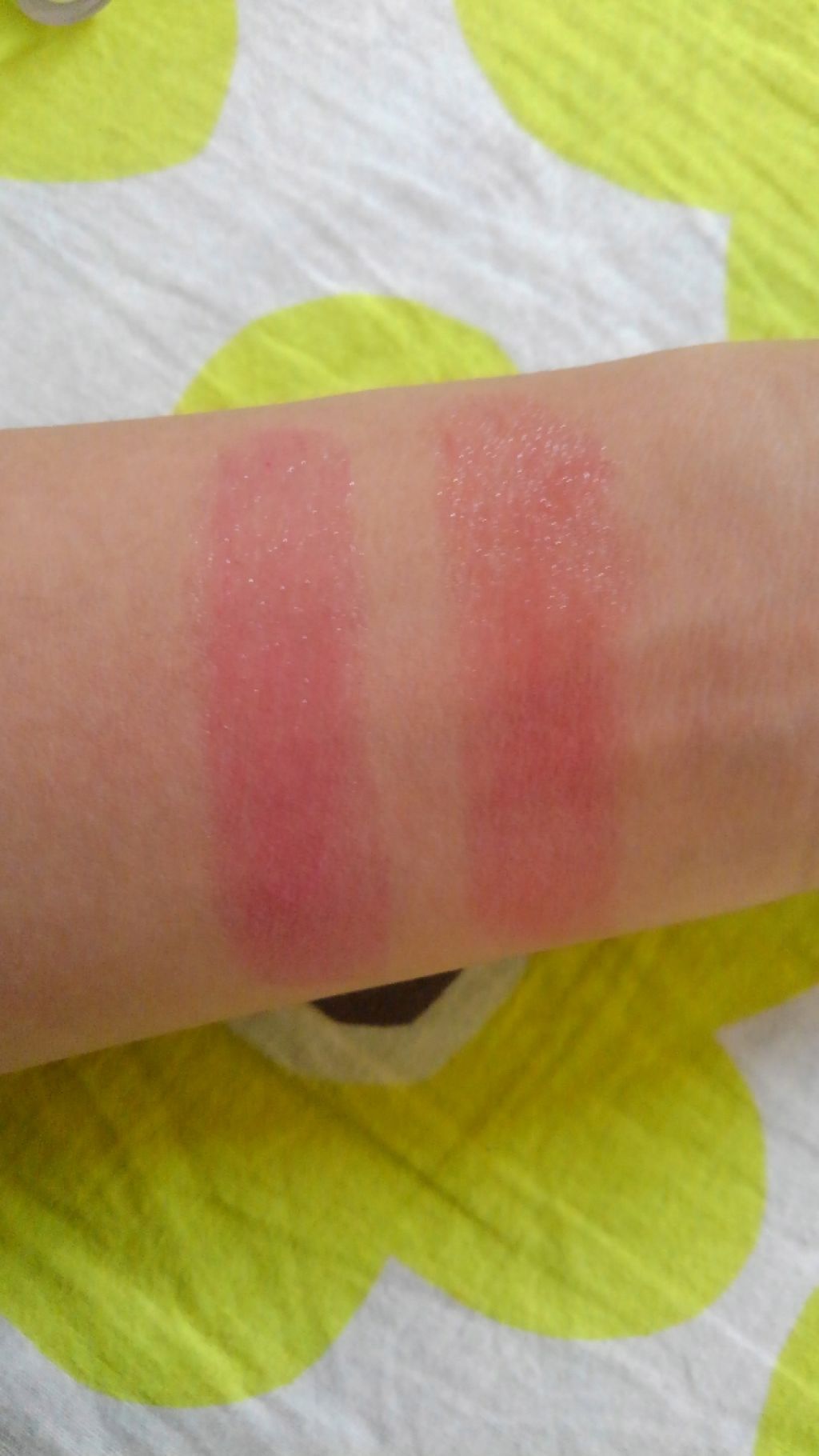 ラスティンググロスリップ/CEZANNE/口紅を使ったクチコミ(2枚目)