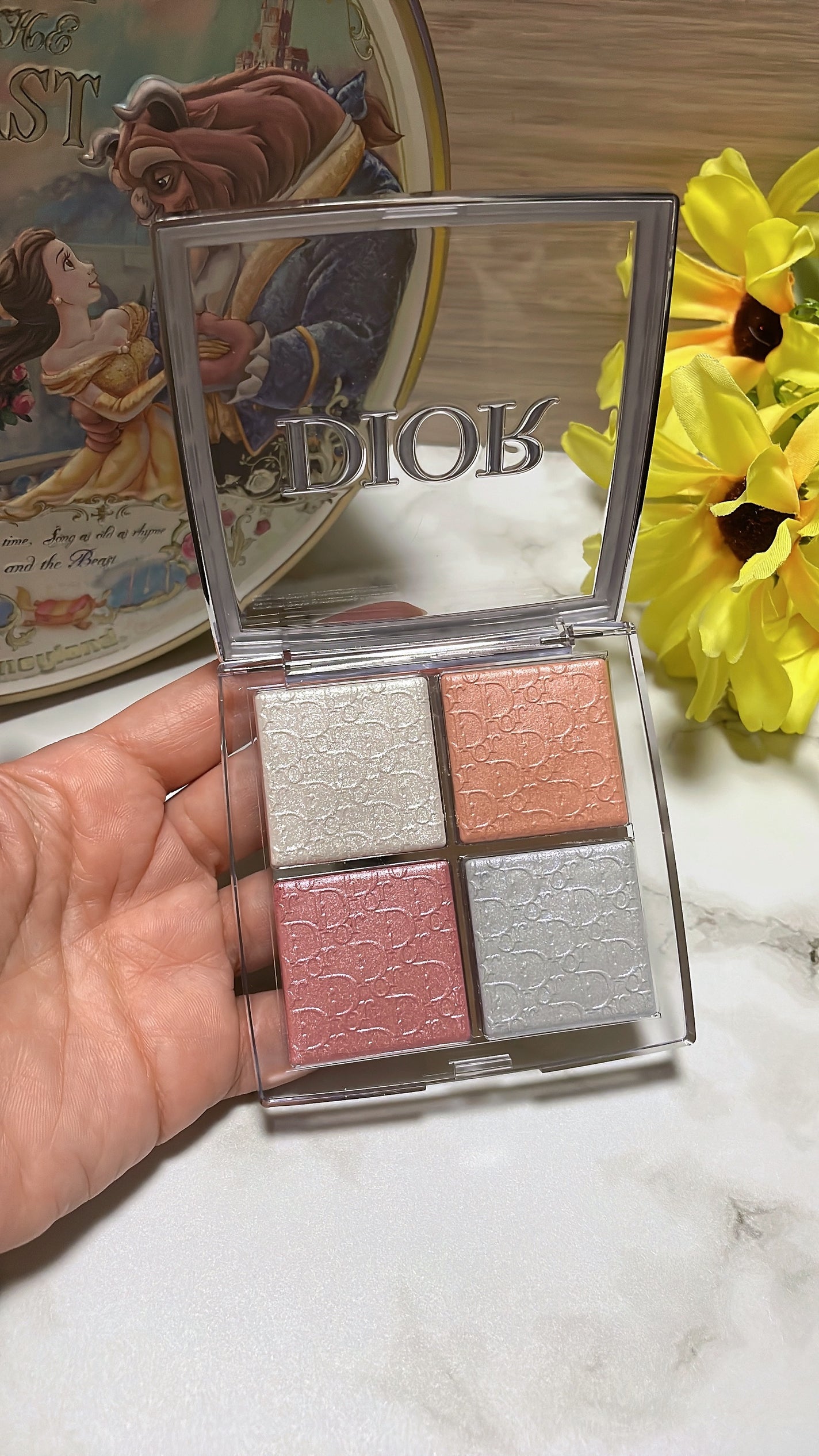 ディオール バックステージ フェイス グロウ パレット/Dior/ハイライトを使ったクチコミ(2枚目)