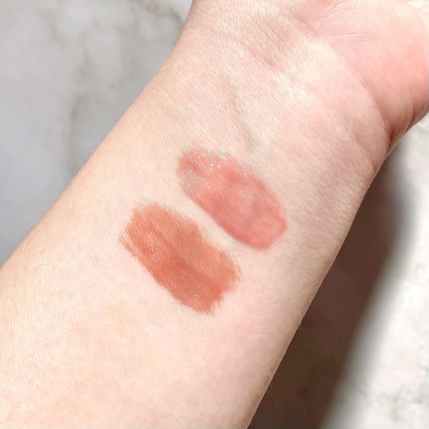 グラスティングカラーグロス/rom&nd/リップグロスを使ったクチコミ(3枚目)