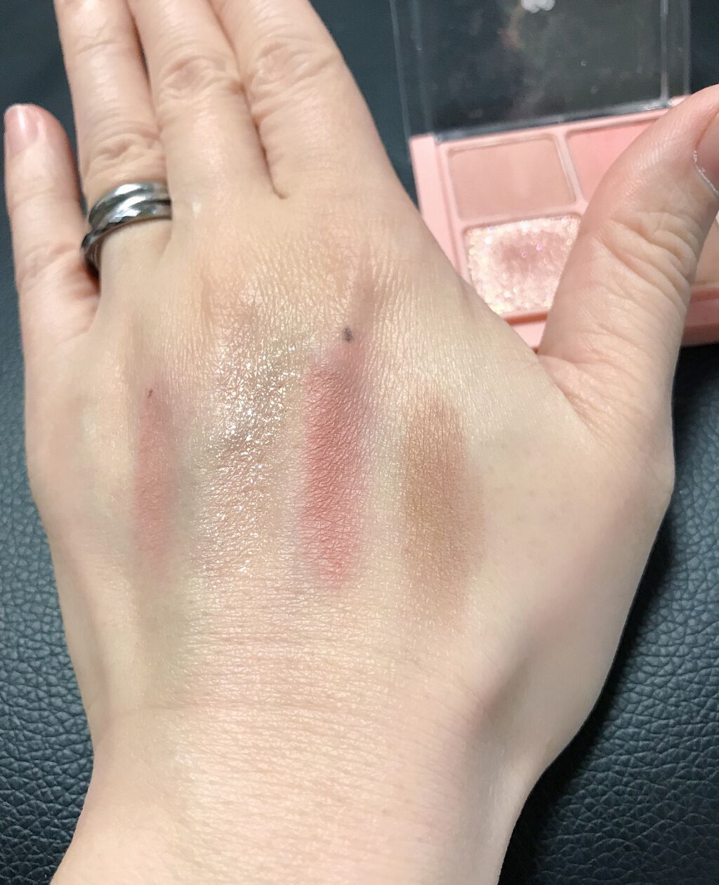 ベターザンアイズ/rom&nd/アイシャドウパレットを使ったクチコミ(3枚目)