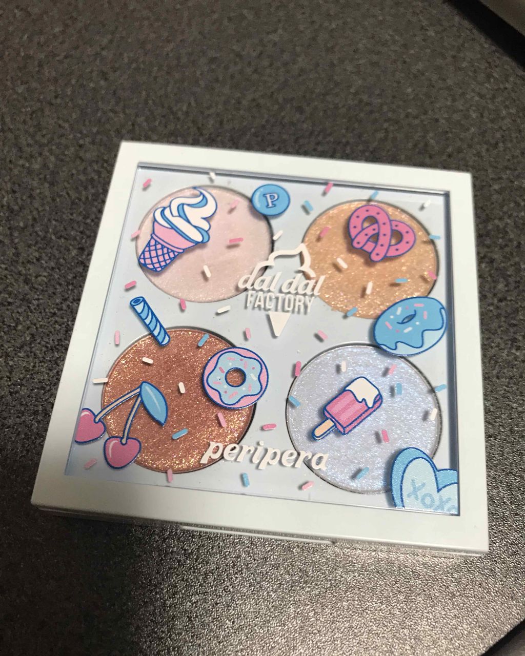シュガートゥインクルグリッターパレット/PERIPERA/アイシャドウパレットを使ったクチコミ（1枚目）