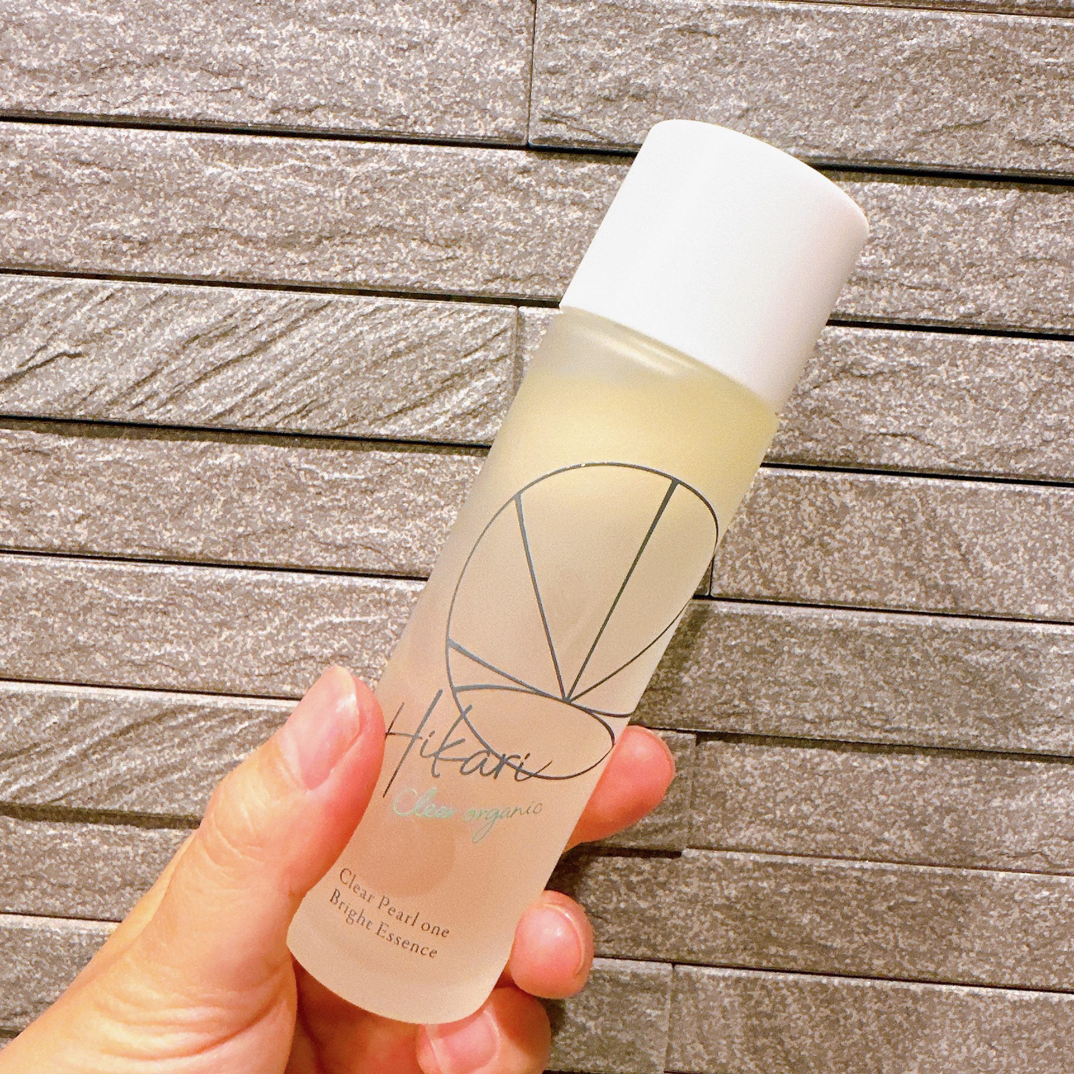クリアパールワン ブライトエッセンス/HIKARI CLEAR オーガニック/美容液を使ったクチコミ（2枚目）