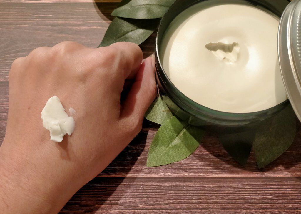 ボディバター アボカド/THE BODY SHOP/ボディクリームを使ったクチコミ（3枚目）