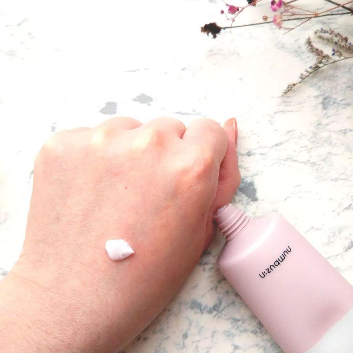 3番 シルクビューティークリーム 60ml/numbuzin/フェイスクリームを使ったクチコミ（2枚目）