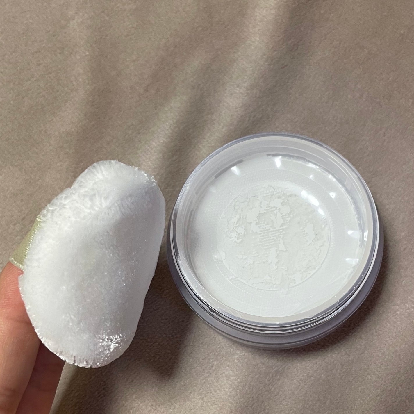 土星 on LIPS 「ナチュラルグラッセUVルースパウダーMTクリア<フェイスパウダ..」(2枚目)