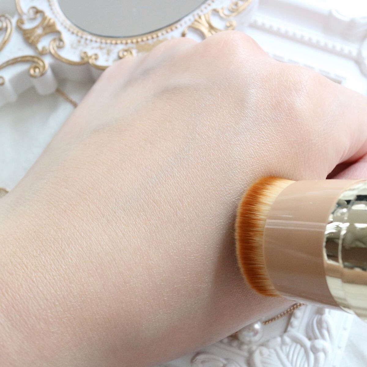 シルキースティックファンデーション/KAMIKA/その他ファンデーションを使ったクチコミ(7枚目)