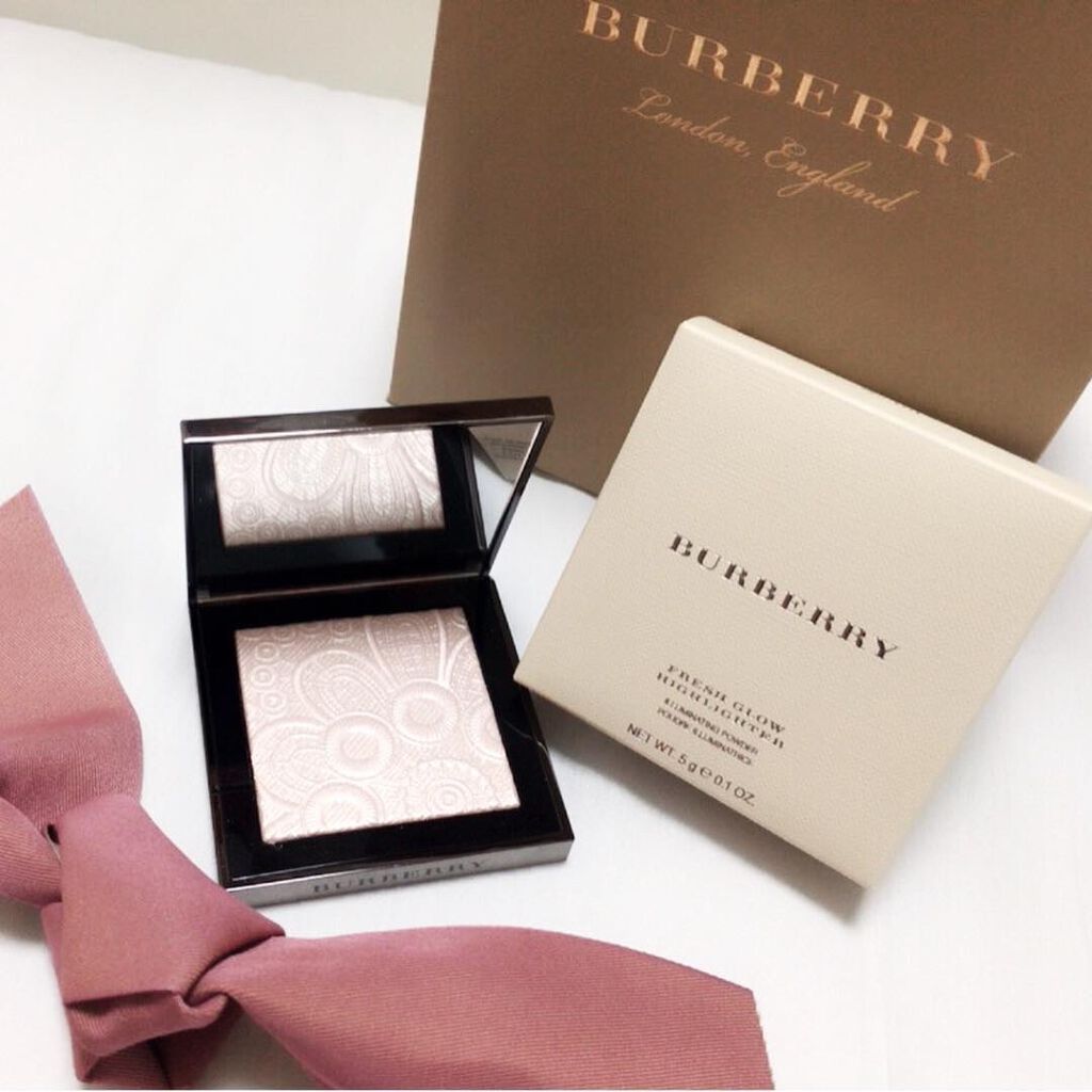 バーバリー　ハイライト フレッシュグロウ ハイライター 03. PINK PEARL / Burberry