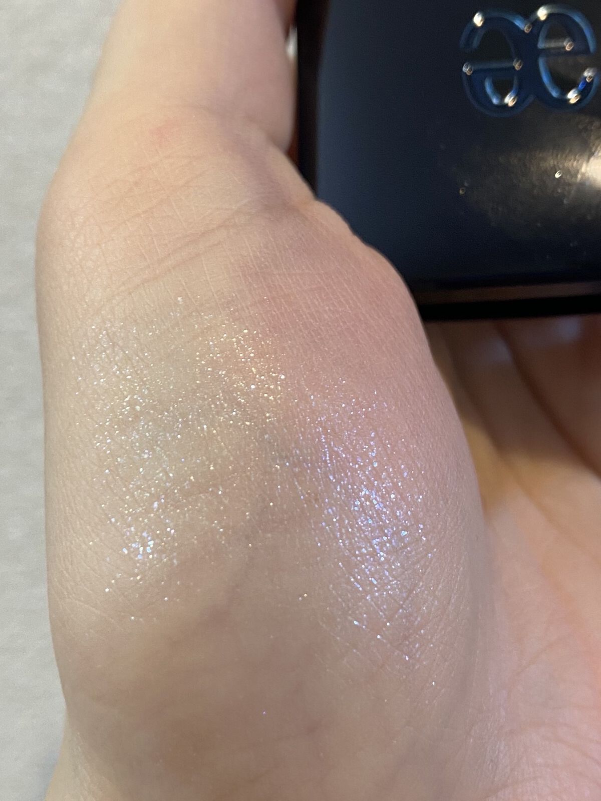 ラズル アイカラー/エレガンス ラズル /単色アイシャドウを使ったクチコミ（3枚目）