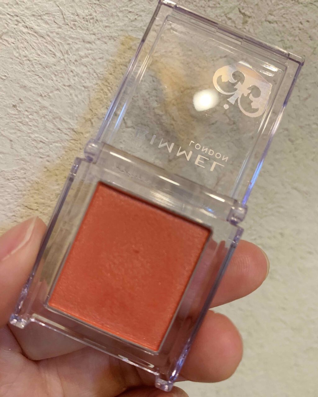 プリズム パウダーアイカラー 022 コーラルオレンジ/リンメル ロンドン/単色アイシャドウを使ったクチコミ（2枚目）