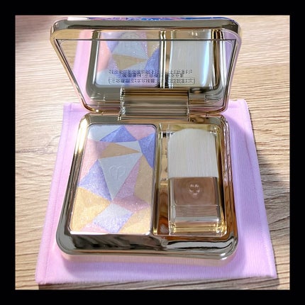 ル・レオスールデクラ /クレ・ド・ポー ボーテ/パウダーハイライトを使ったクチコミ(2枚目)