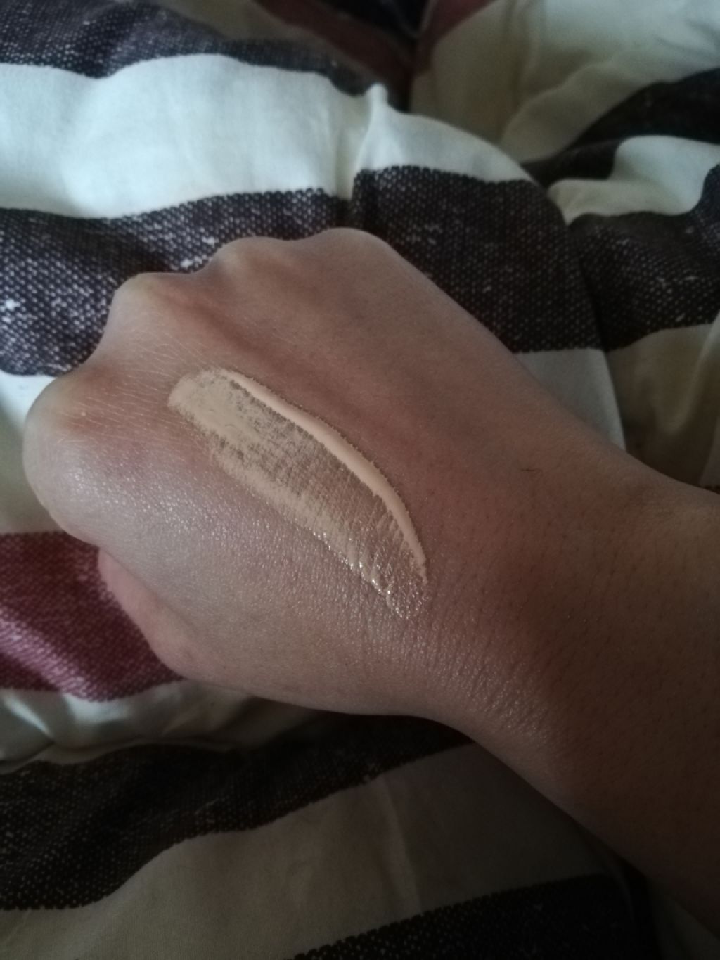 モイスチュアライジング ファンデーション プライマー S/PAUL & JOE BEAUTE/化粧下地を使ったクチコミ(2枚目)