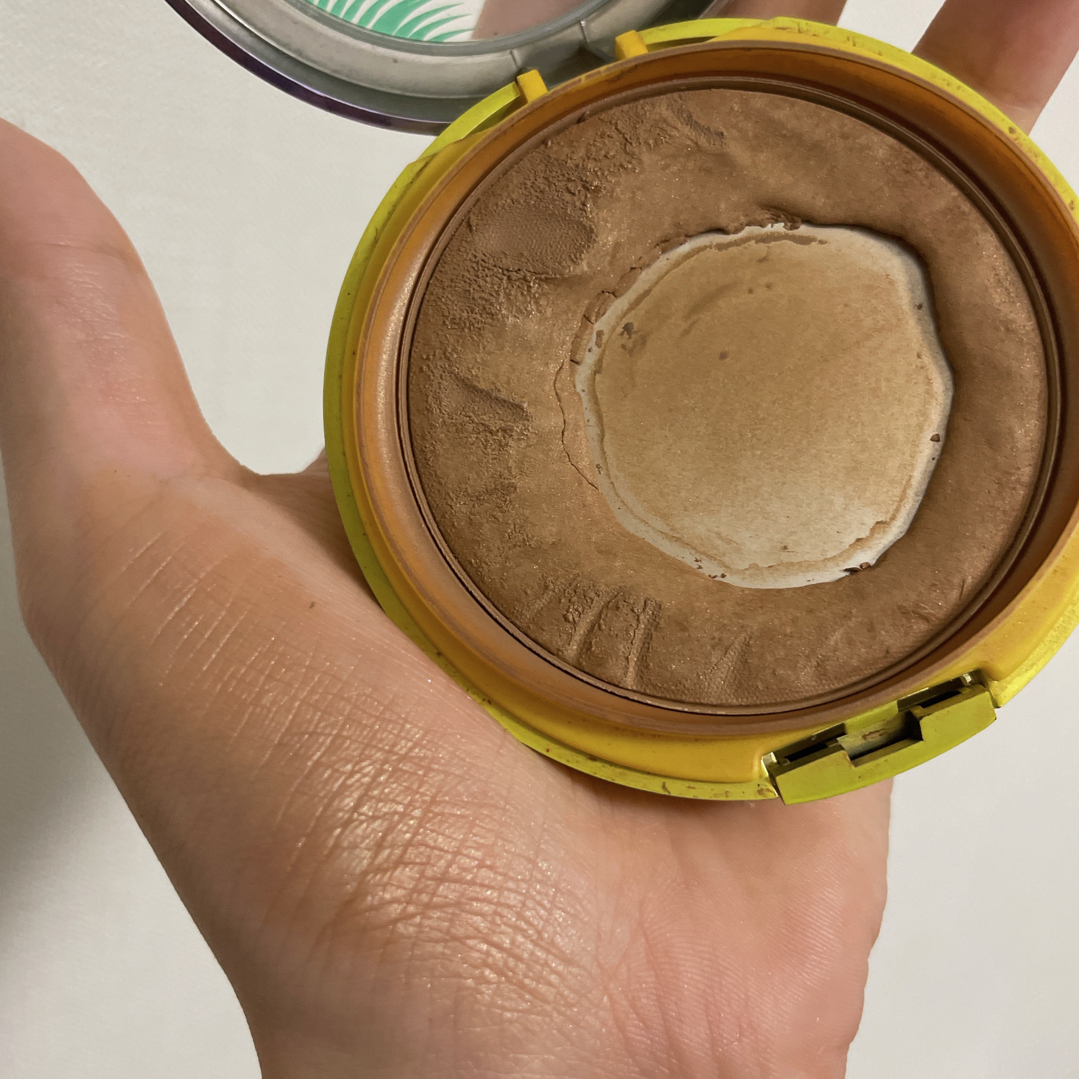 PHYSICIANS FORMULA バターブロンザーのクチコミ「【Physicians Formula Butter Bronzer】
内容量:0.38oz/.....」（2枚目）