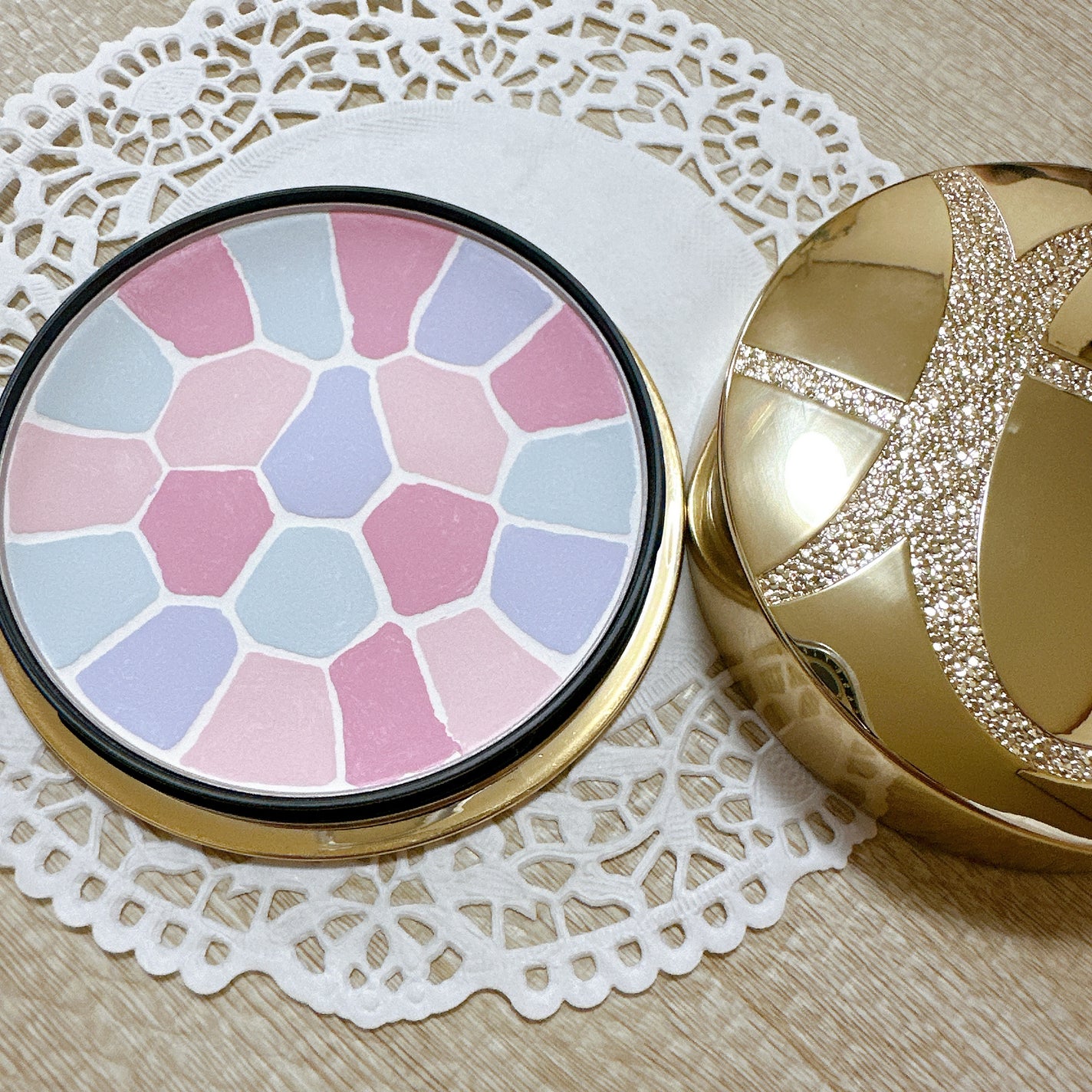 エレガンス ラ プードル オートニュアンス リクスィーズ/Elégance/プレストパウダーを使ったクチコミ(2枚目)