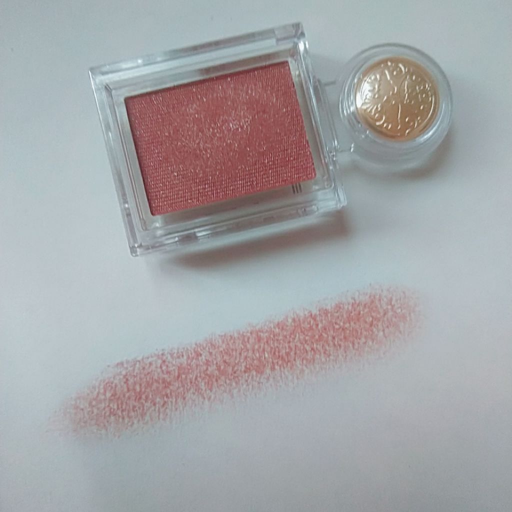 シャドーカスタマイズ/MAJOLICA MAJORCA/単色アイシャドウを使ったクチコミ(3枚目)