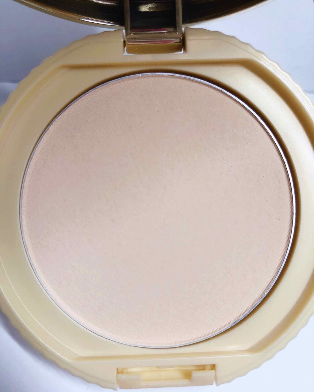 【旧品】マシュマロフィニッシュパウダー/キャンメイク/プレストパウダーを使ったクチコミ（3枚目）