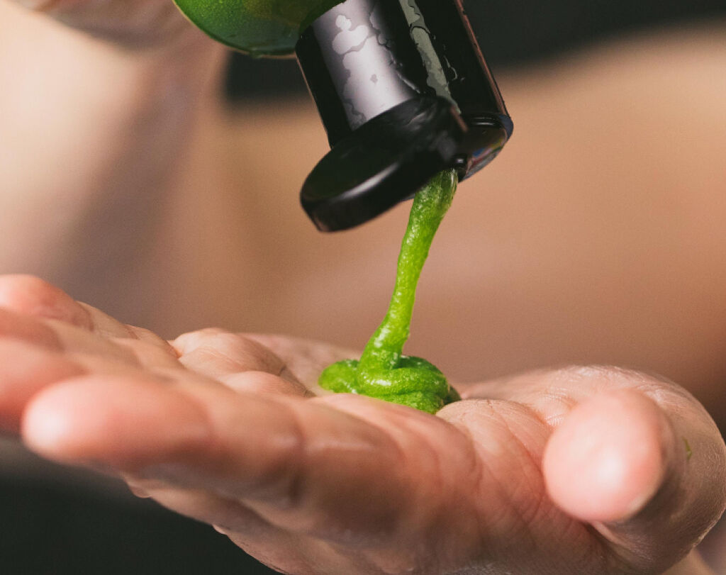 メントールと塩ですっきり！シャンプーで夏を心地よく🌿（1枚目）