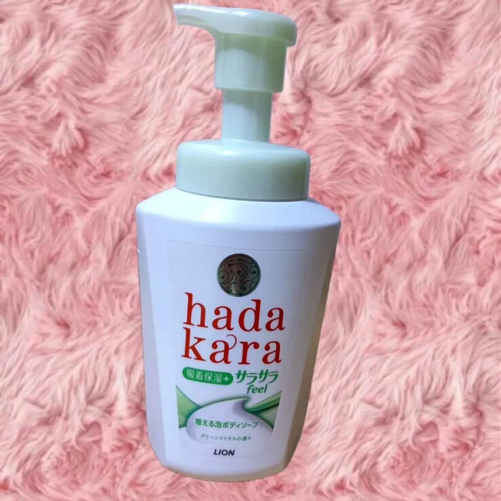 hadakara ボディーソープ泡で出てくるサラサラfeelタイプ　グリーンシトラスの香り/hadakara/ボディソープを使ったクチコミ（1枚目）