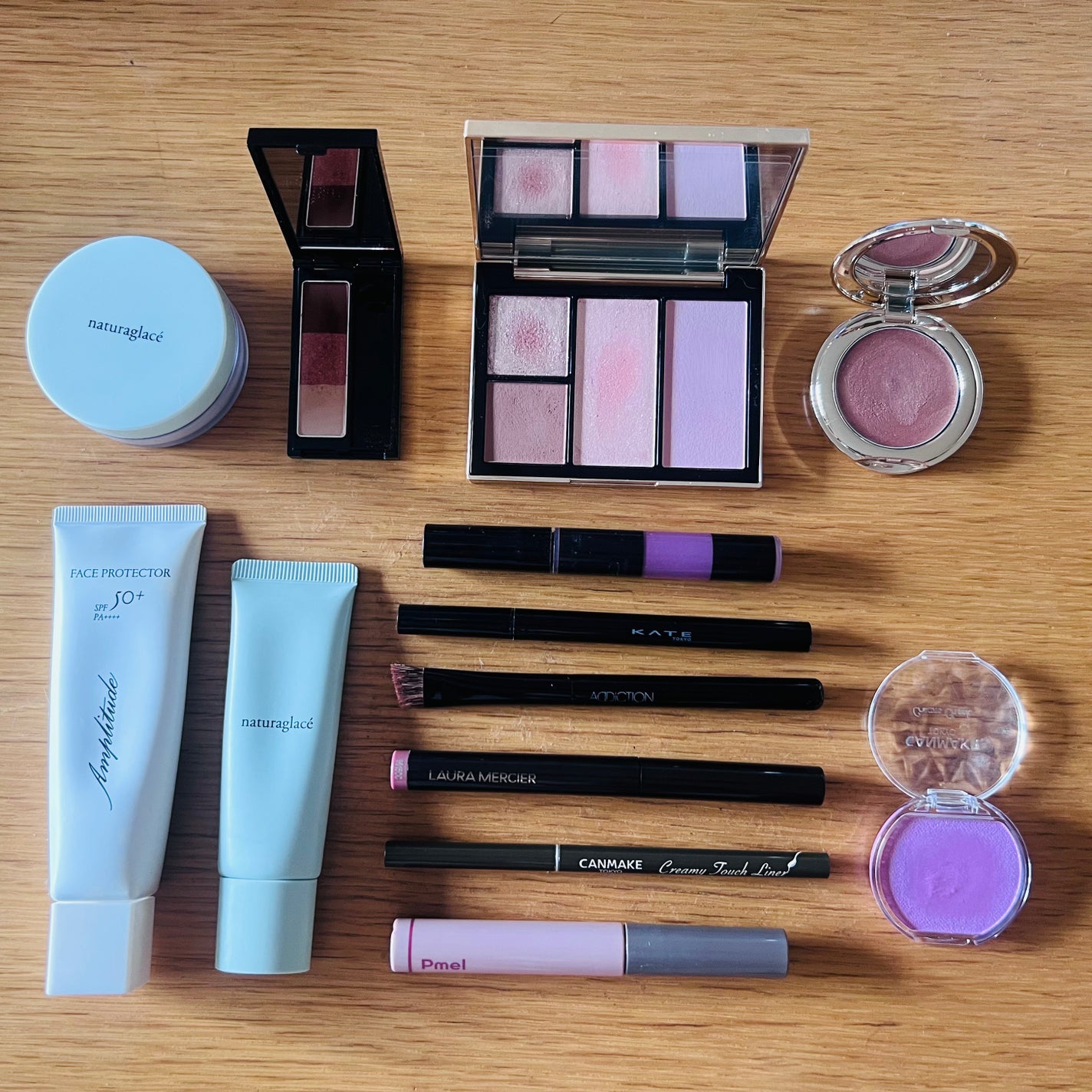 キャビアスティック アイカラー/ローラ メルシエ/スティックアイシャドウを使ったクチコミ(1枚目)