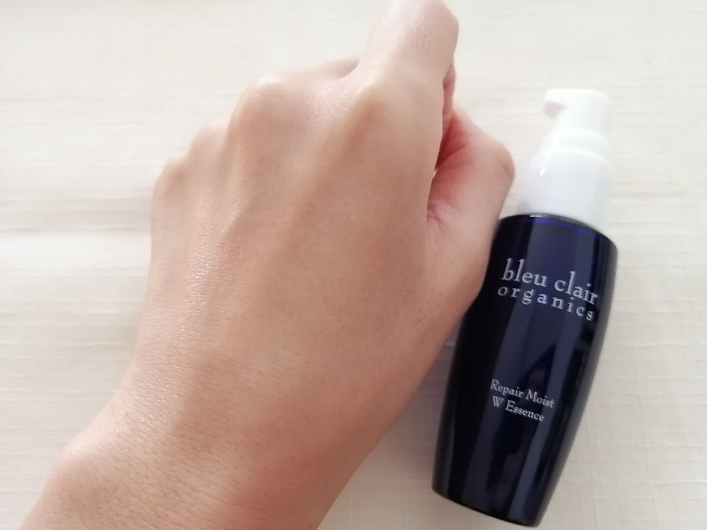 リペアモイストWエッセンス/ブルークレール/美容液を使ったクチコミ(4枚目)