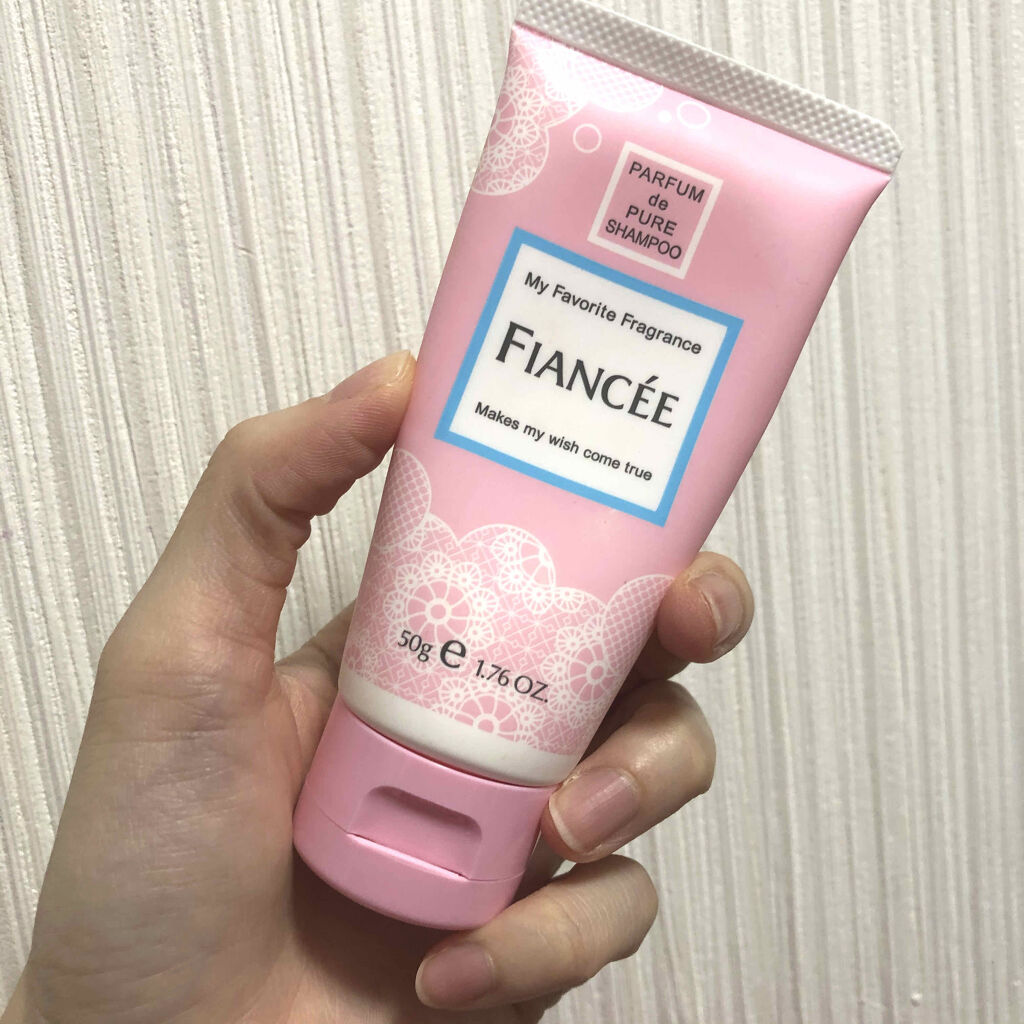 ハンドクリーム ピュアシャンプーの香り/フィアンセ/ハンドクリームを使ったクチコミ（1枚目）