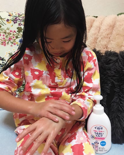 角層まで浸透する うるおいミルク 無香料/ビオレu/ボディミルクを使ったクチコミ(7枚目)