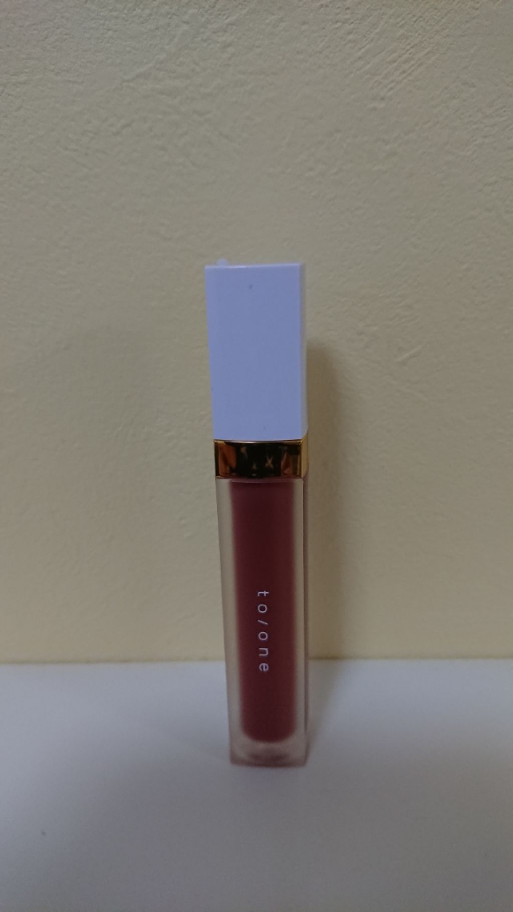 トーン ペタル エッセンス グロス/to/one/リップグロスを使ったクチコミ（1枚目）